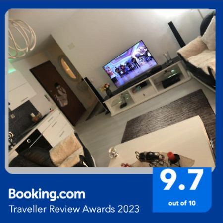 Lovely 2 Bedroom Condo In Gjilan. מראה חיצוני תמונה